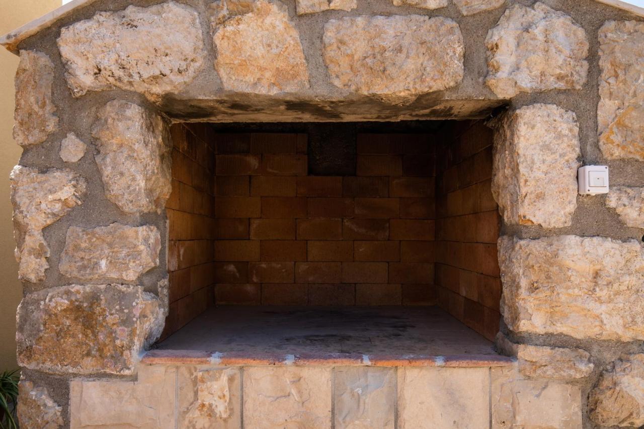 Apartment Pod Nespolom تريستينو المظهر الخارجي الصورة