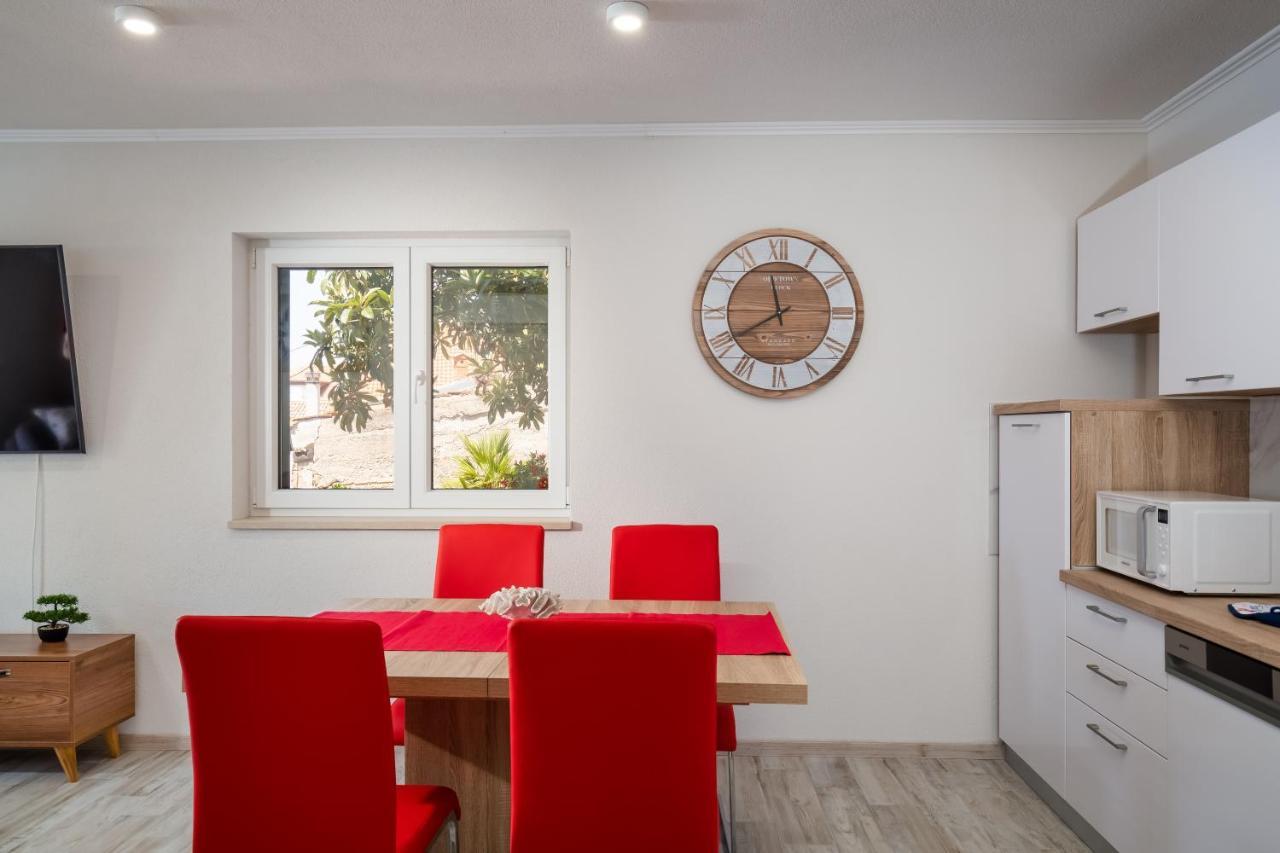 Apartment Pod Nespolom تريستينو المظهر الخارجي الصورة